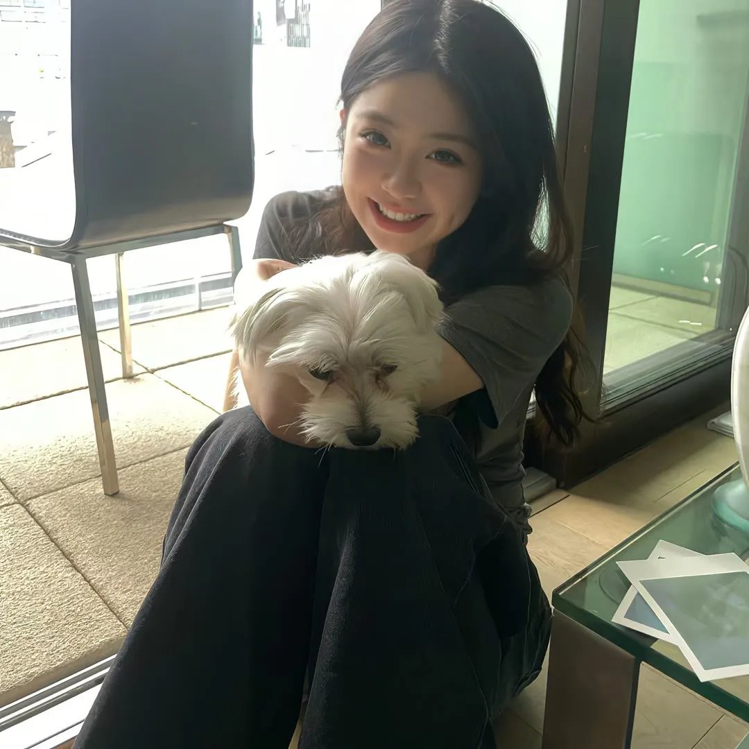 那女孩真帅